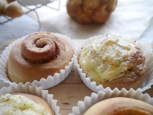 同じ成形で2つのパンをマスターできます。この作り方を覚えれば、アレンジ自由自在。